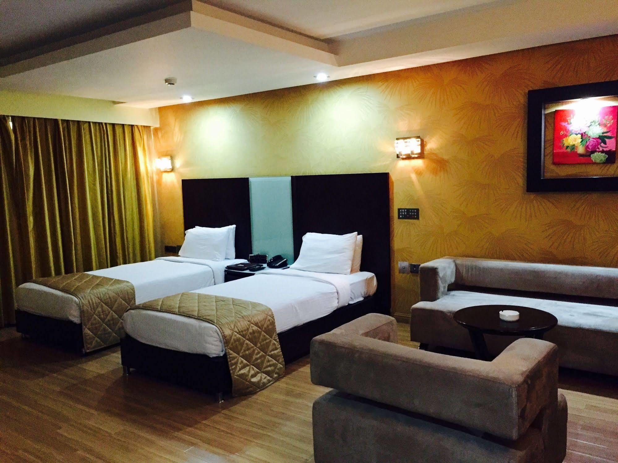 Mint Propus Hotel Bangalore Esterno foto